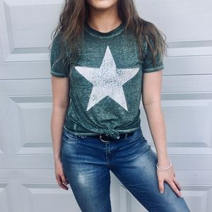 ⚫️Soft, Green Modern Lux Tee